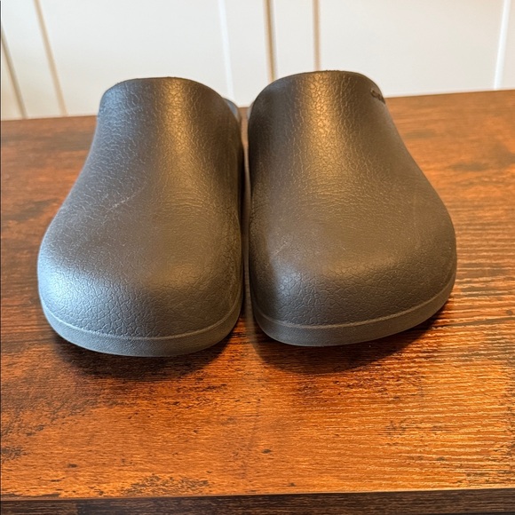 CROCS Unisex-Adult Dylan Clogs - Picture 2 of 5